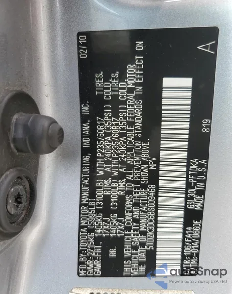 2011 Toyota Sienna z USA, uszkodzony, nr VIN 5TDZK3DC6BS009468